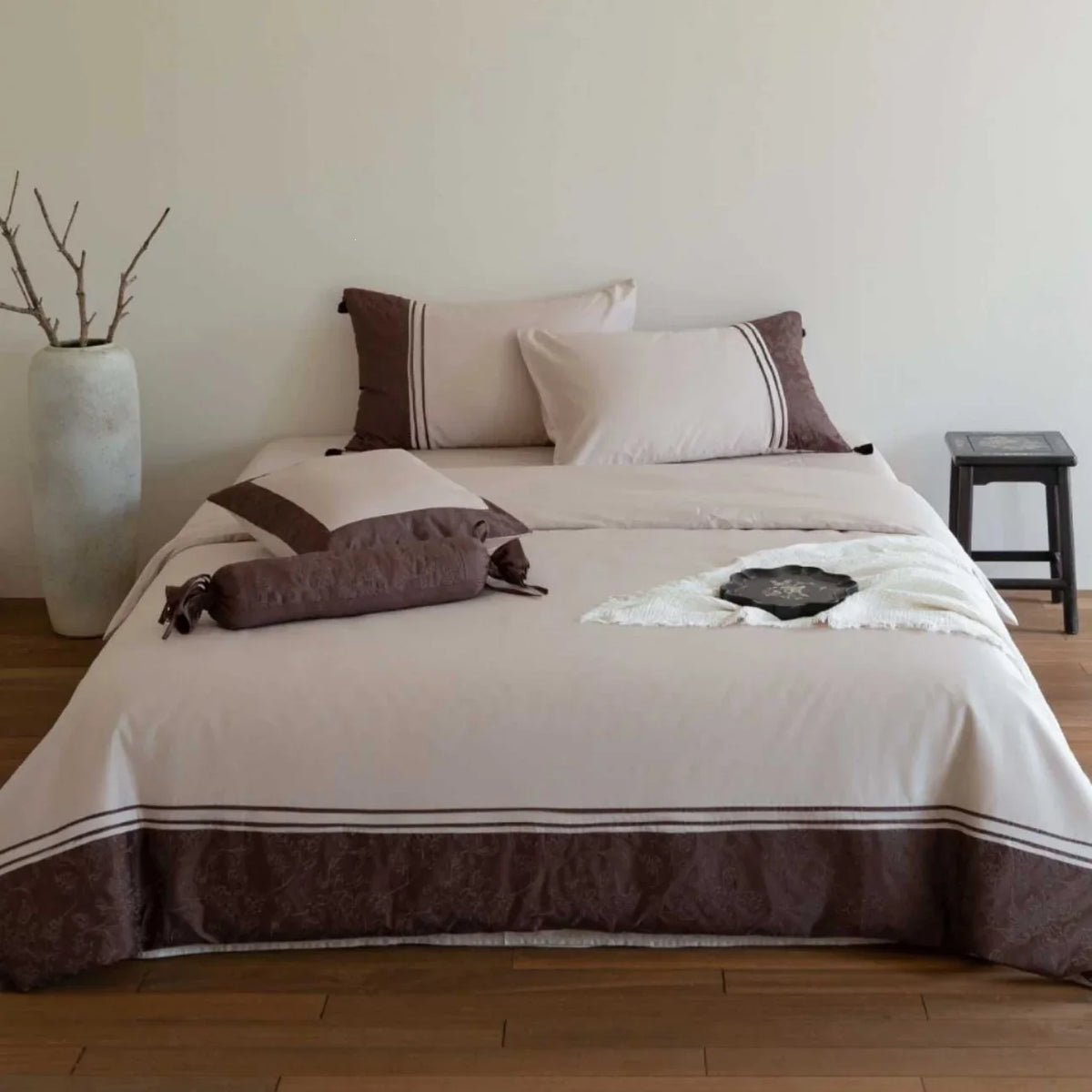 Bedding Set Cotton Satin Decorative Hem Set of 4