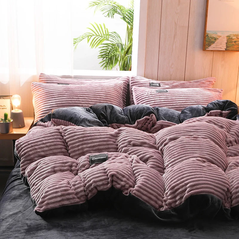 Bedding Set Double-Sided Plush 4-Piece Year-Round Comfort