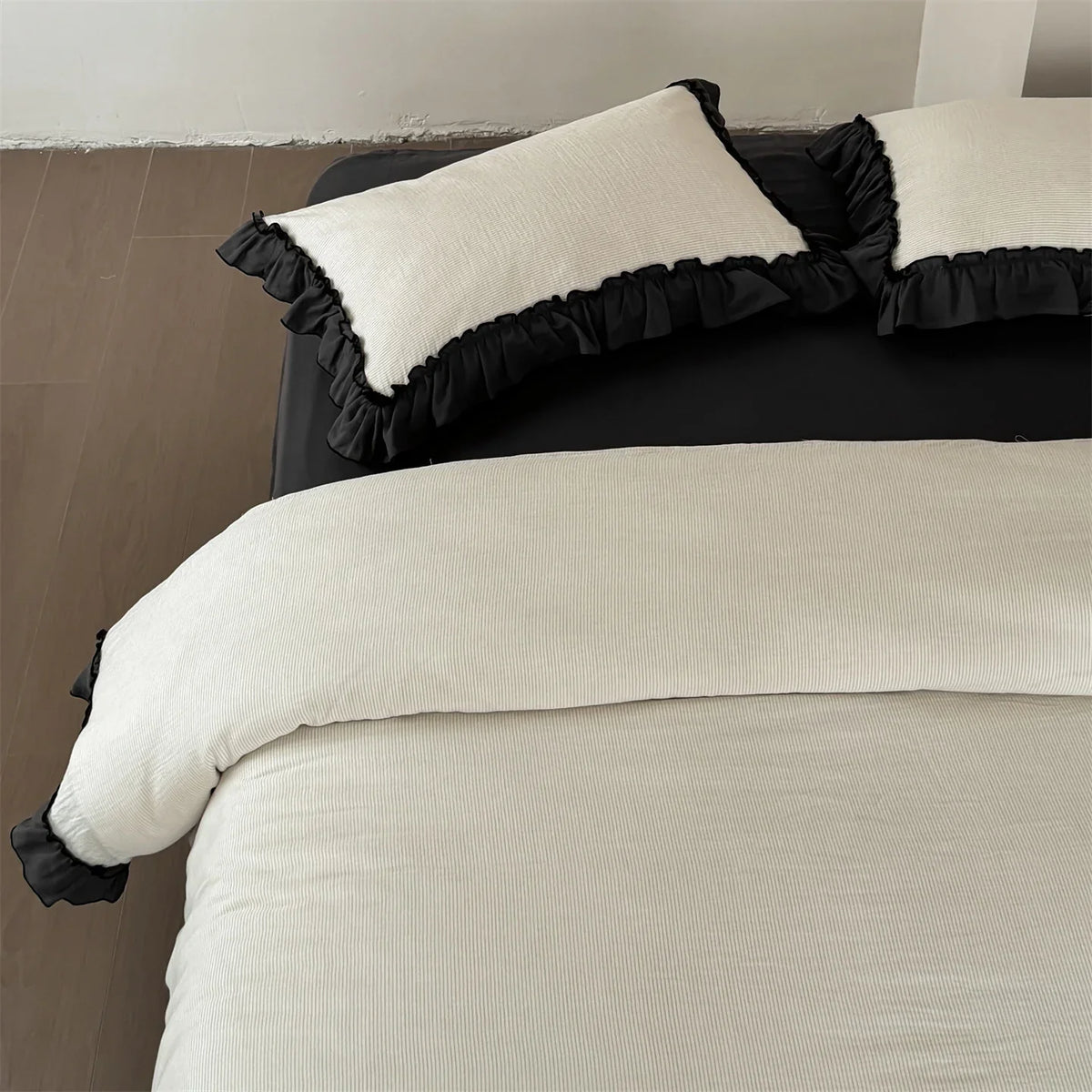 Bedding Set Fine Cotton Blend Wrinkle-Resistant Ruffle Trim