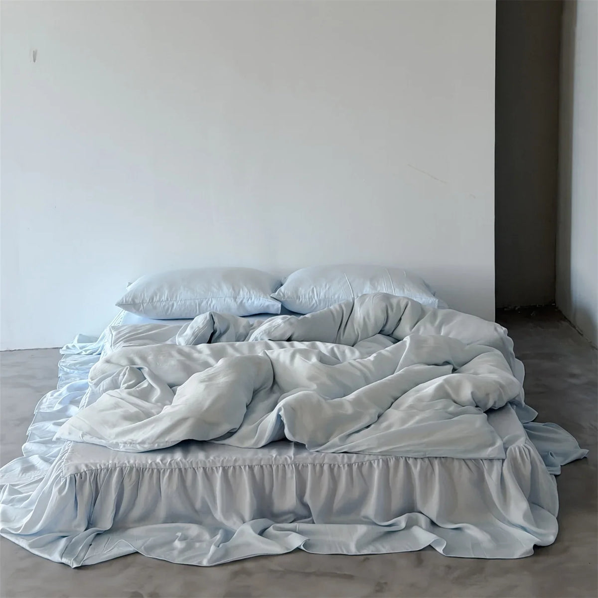 Bedding Set Integrated Bed Skirt Satin Finish Machine Washable
