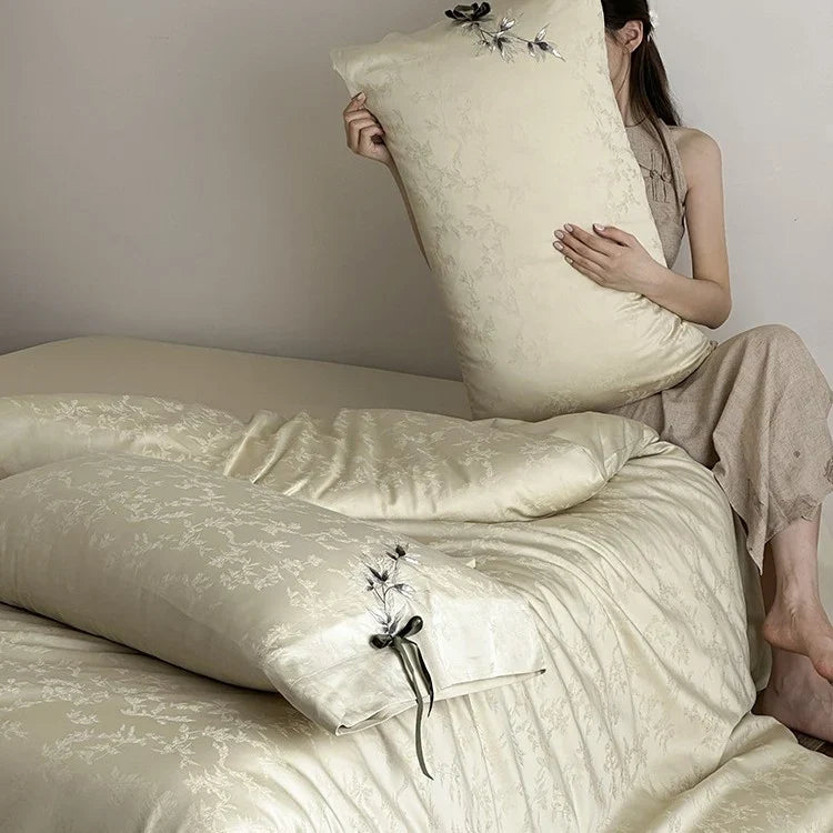 Bedding Set Jacquard Satin Floral Applique & Bow