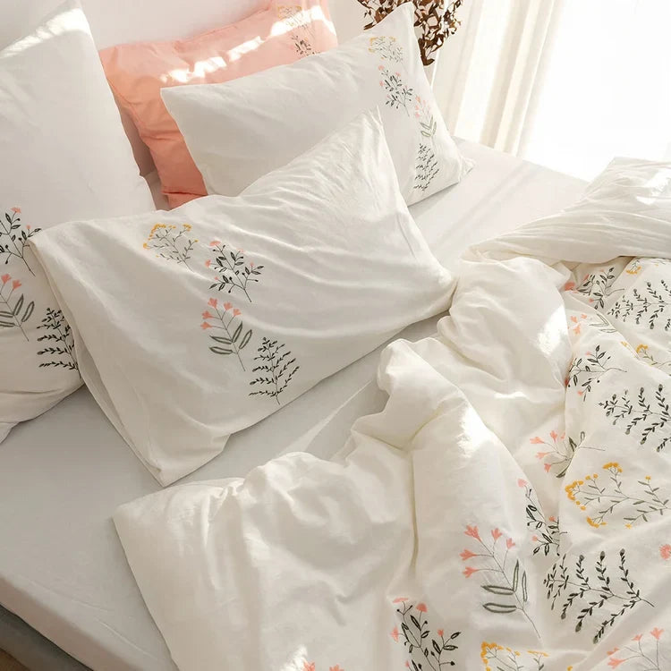 Bedding Set Long-Staple Cotton Enzyme-Washed Set of Four