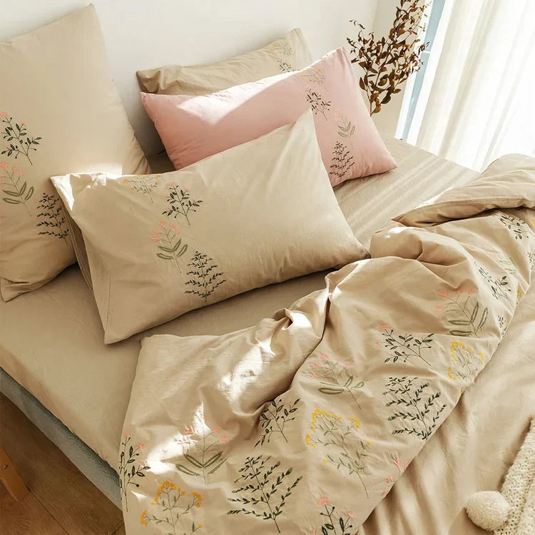 Bedding Set Long-Staple Cotton Enzyme-Washed Set of Four