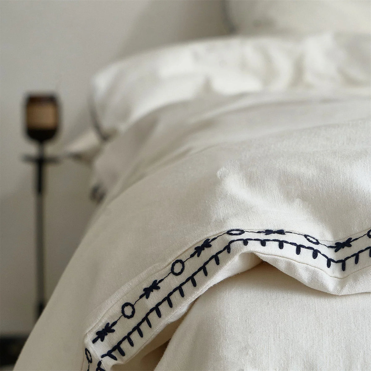 Bedding Set Organic Cotton-Linen Hand-Embroidered 4-Piece