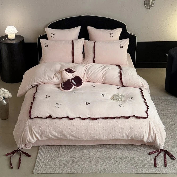 Bedding Set Reversible Cotton Satin Embroidered