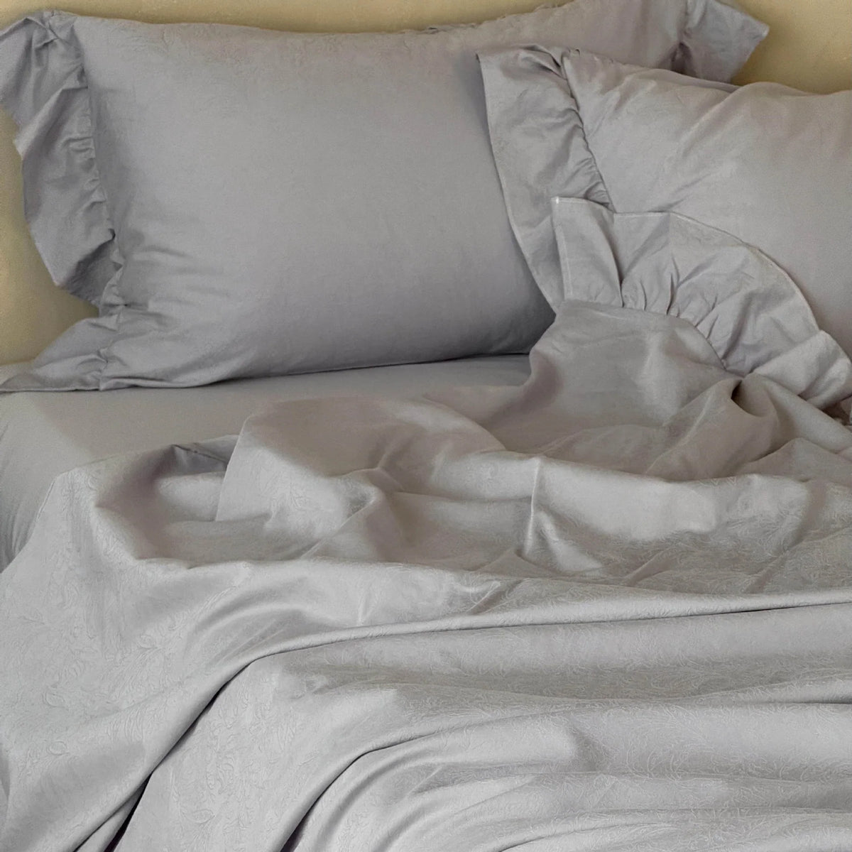 Bedding Set Ruffled Cotton Jacquard Set of 4