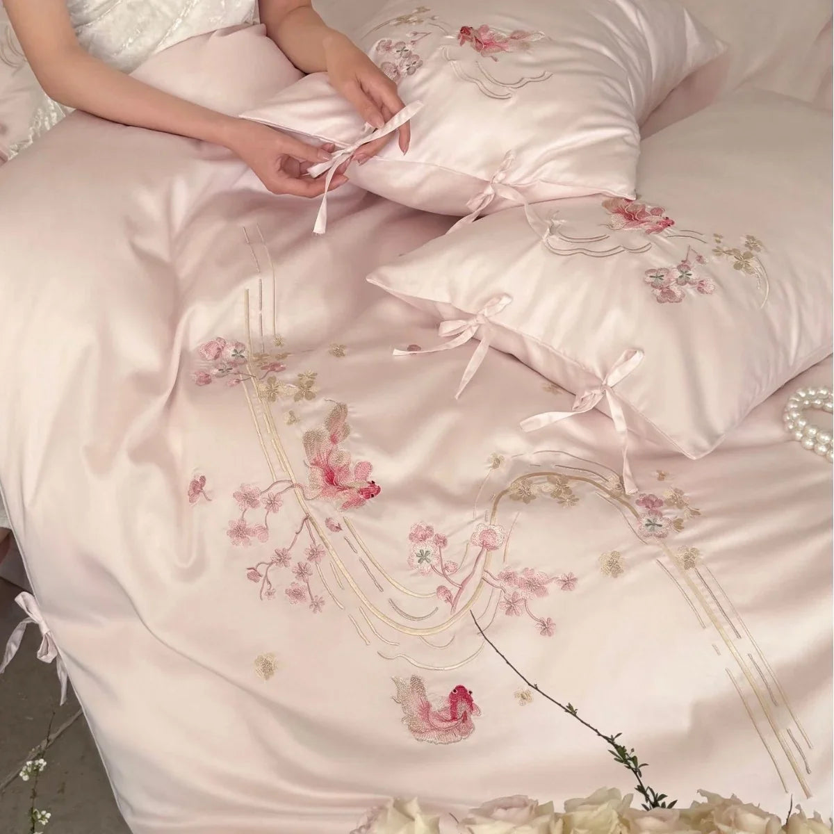 Bedding Set Satin Floral Embroidery 4-Piece