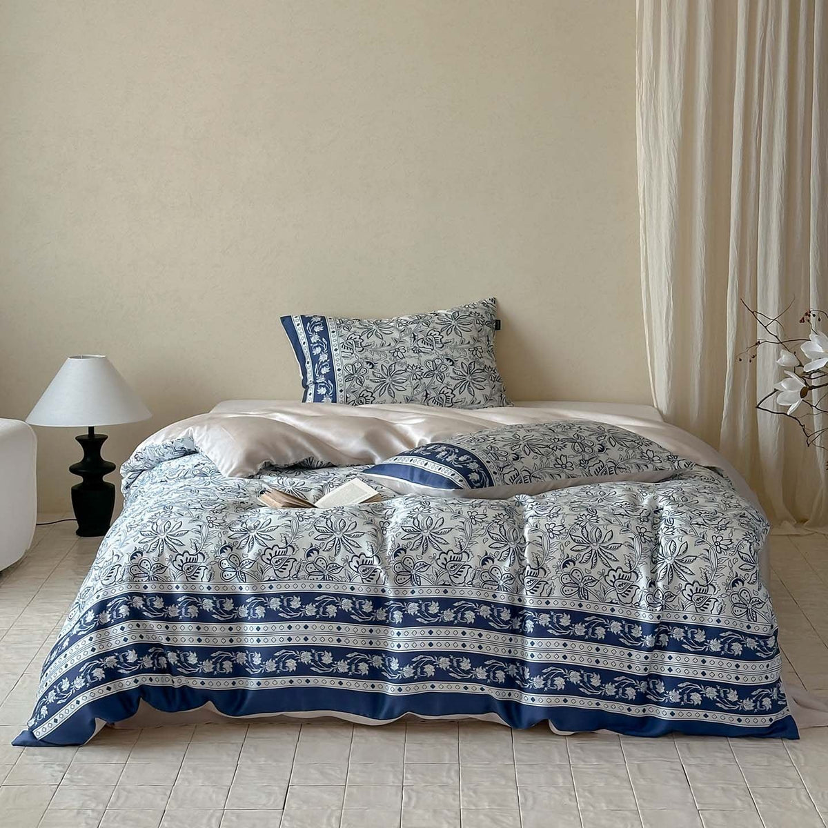 Bedding Set Silky Cotton Satin Floral 4-Piece