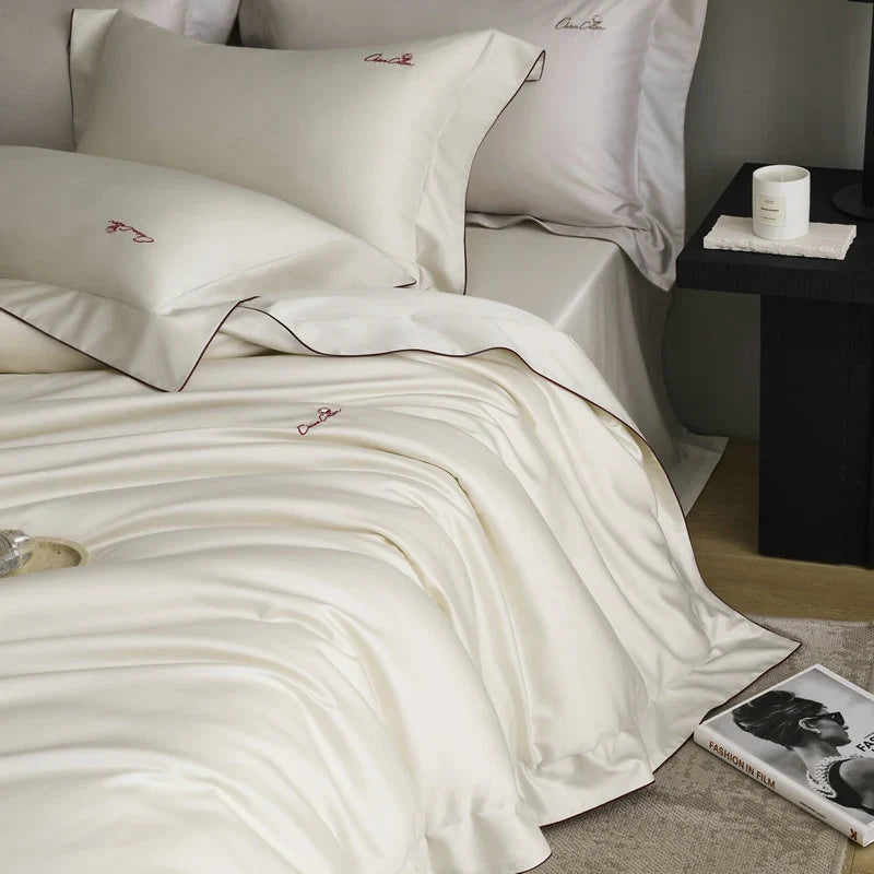 Bedding Set Silky Satin Hidden Zipper 4-Piece Set