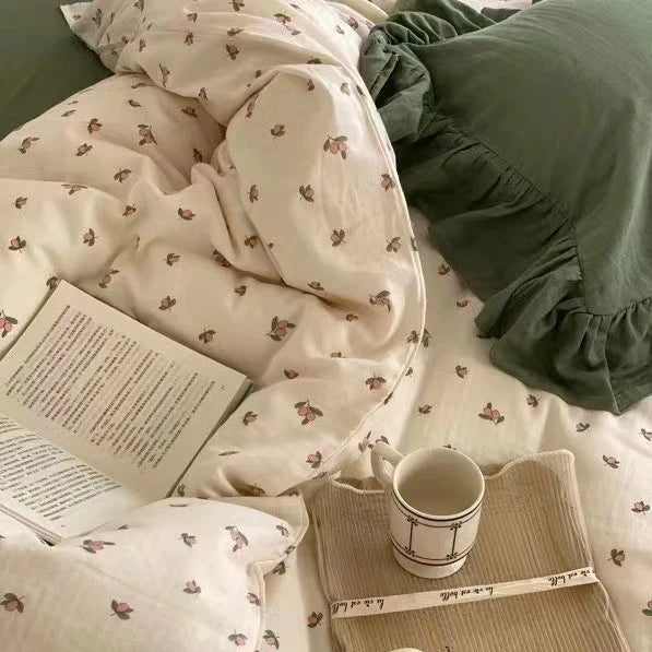 Bedding Set Soft & Breathable Cotton Floral Ruffle Concealed Zipper
