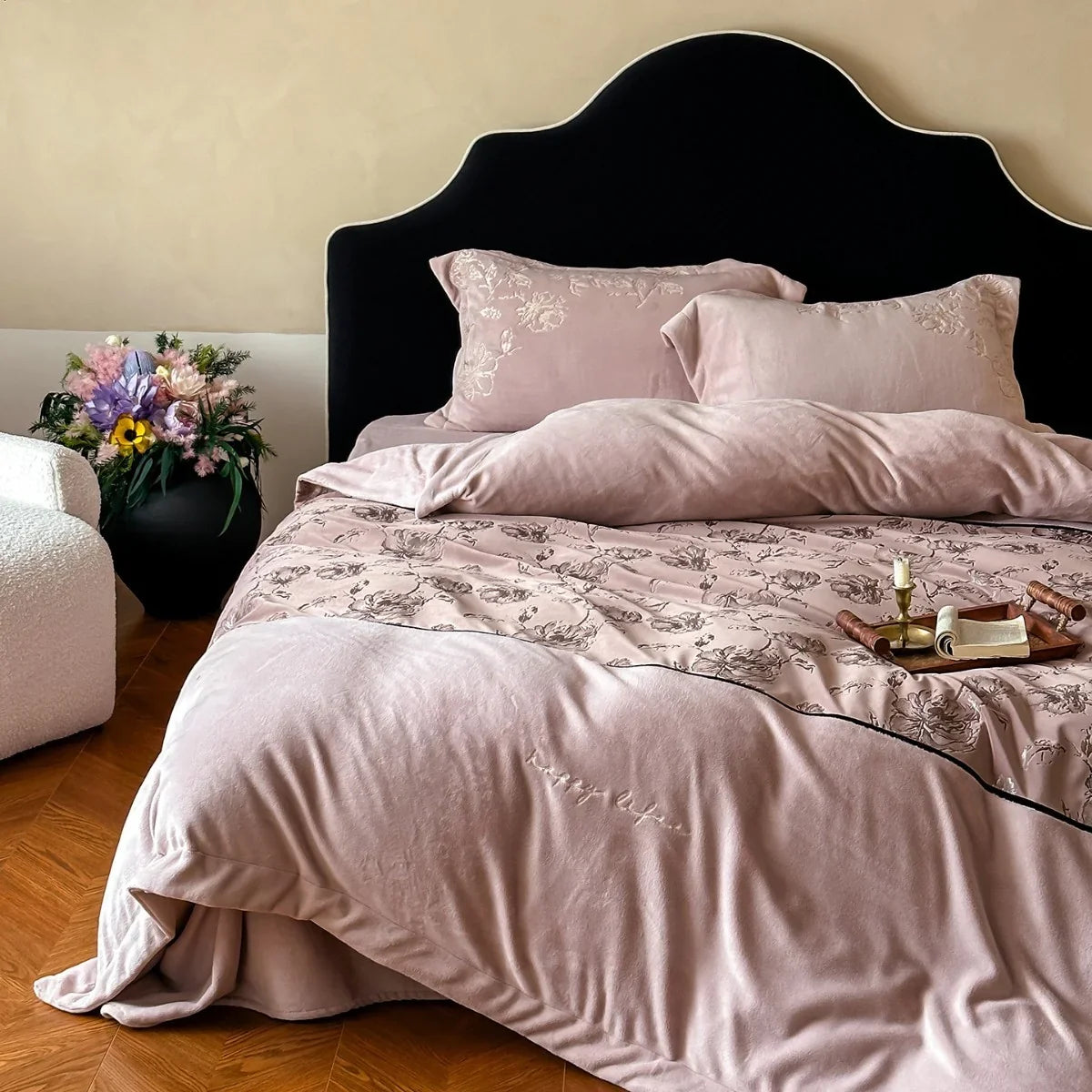 Bedding Set Velvet Floral Embroidery 4 Piece