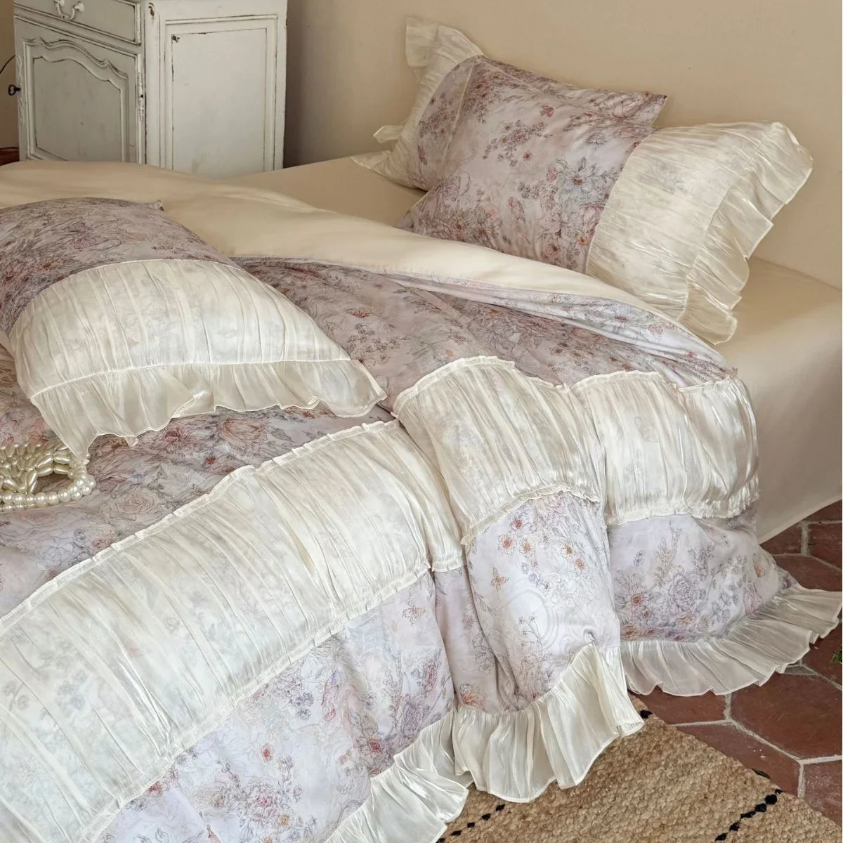 Bedding Set Vintage Floral Cotton Satin Pleated Ruffles 4-Piece