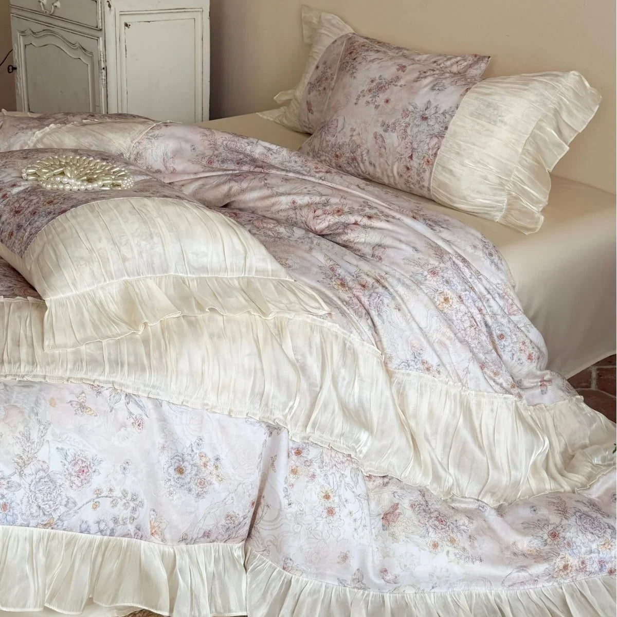 Bedding Set Vintage Floral Cotton Satin Pleated Ruffles 4-Piece