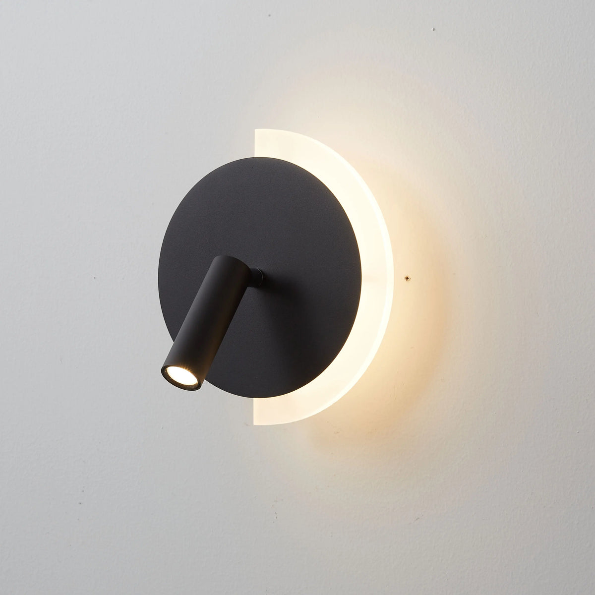 Bedside Wall Reading Light Narrow Beam Short Projection