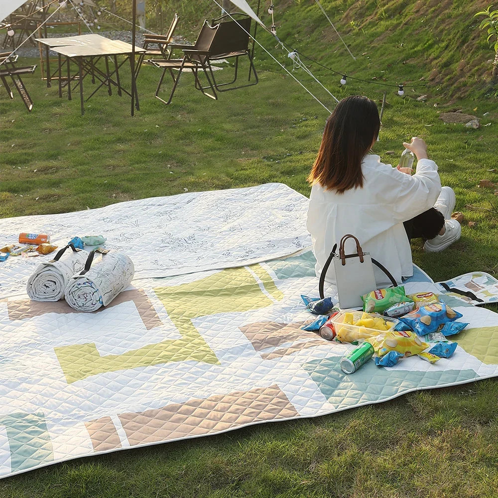 Bedspread Diamond Quilted Floral Appliqué Machine Washable