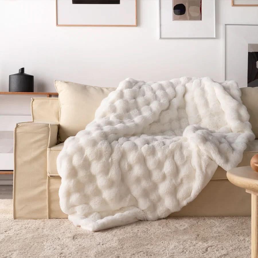 Blanket Double-Layer Faux Fur Machine-Washable Year-Round Comfort