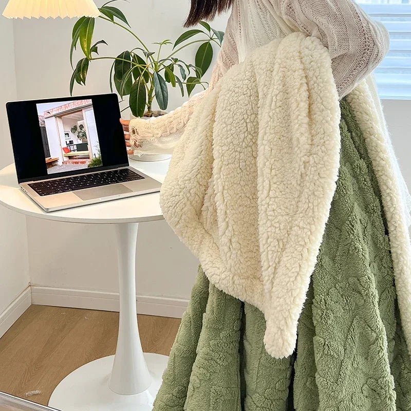 Blanket Plush Flannel Lightweight Machine-Washable