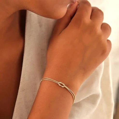 Bracelet Love Knot Adjustable Slide Closure Lightweight