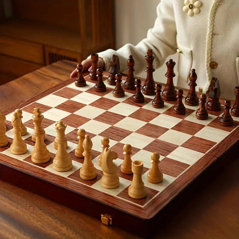 Chess Set Solid Wood Fixed Board 34 Pieces