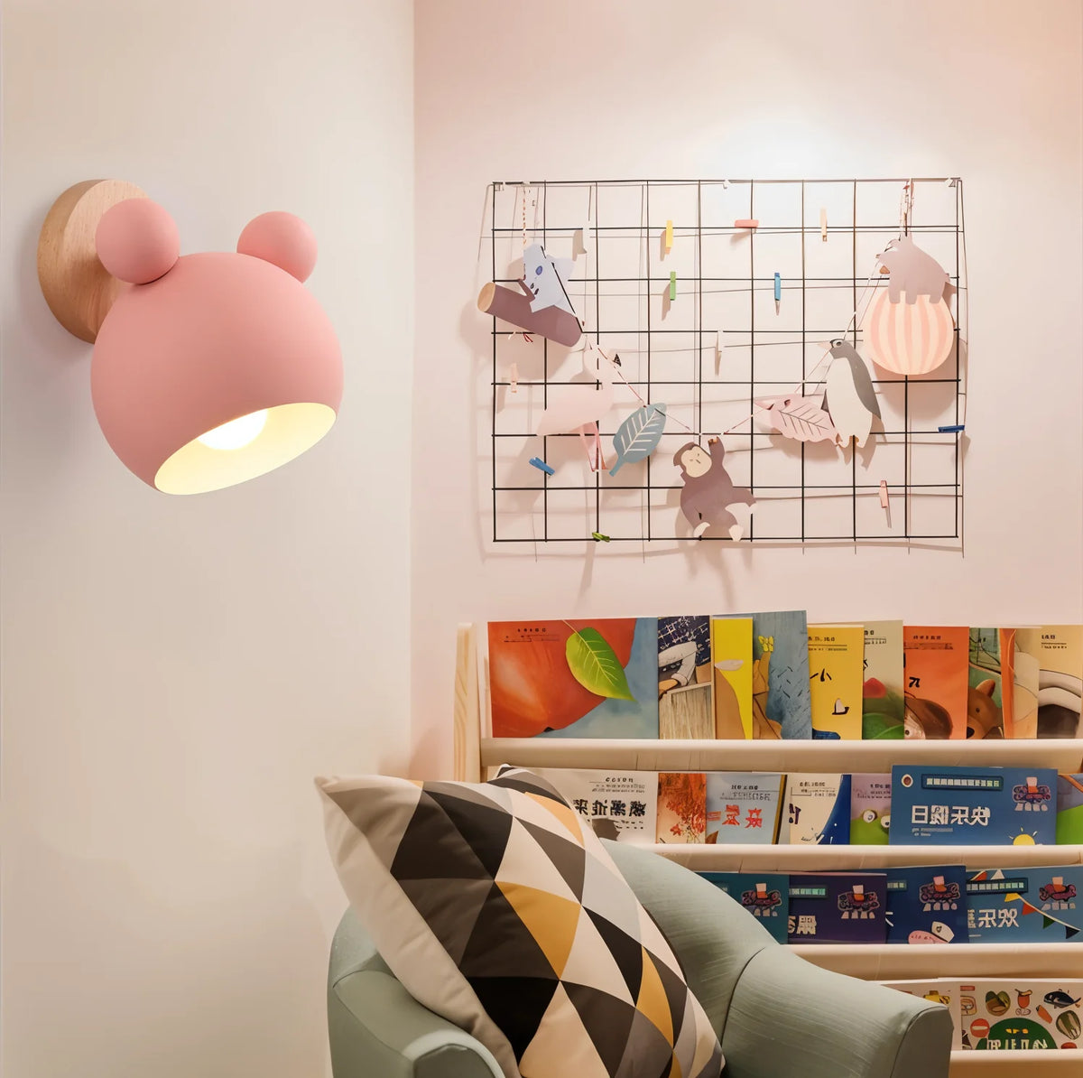 Children's Wall Lamp Mouse Silhouette Rotatable Warm LED & Cool-To-Touch