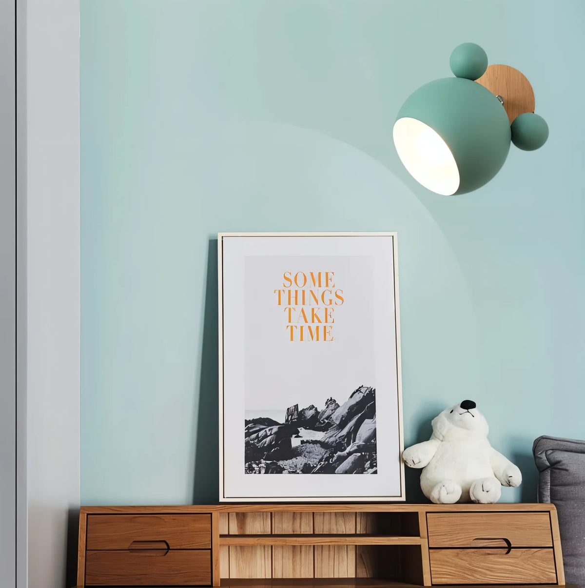 Children's Wall Lamp Mouse Silhouette Rotatable Warm LED & Cool-To-Touch