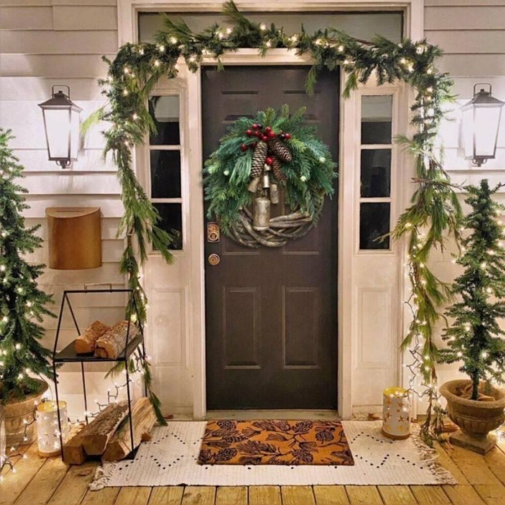 Christmas Wreath Handmade Pinecones & Bells 17 Inch