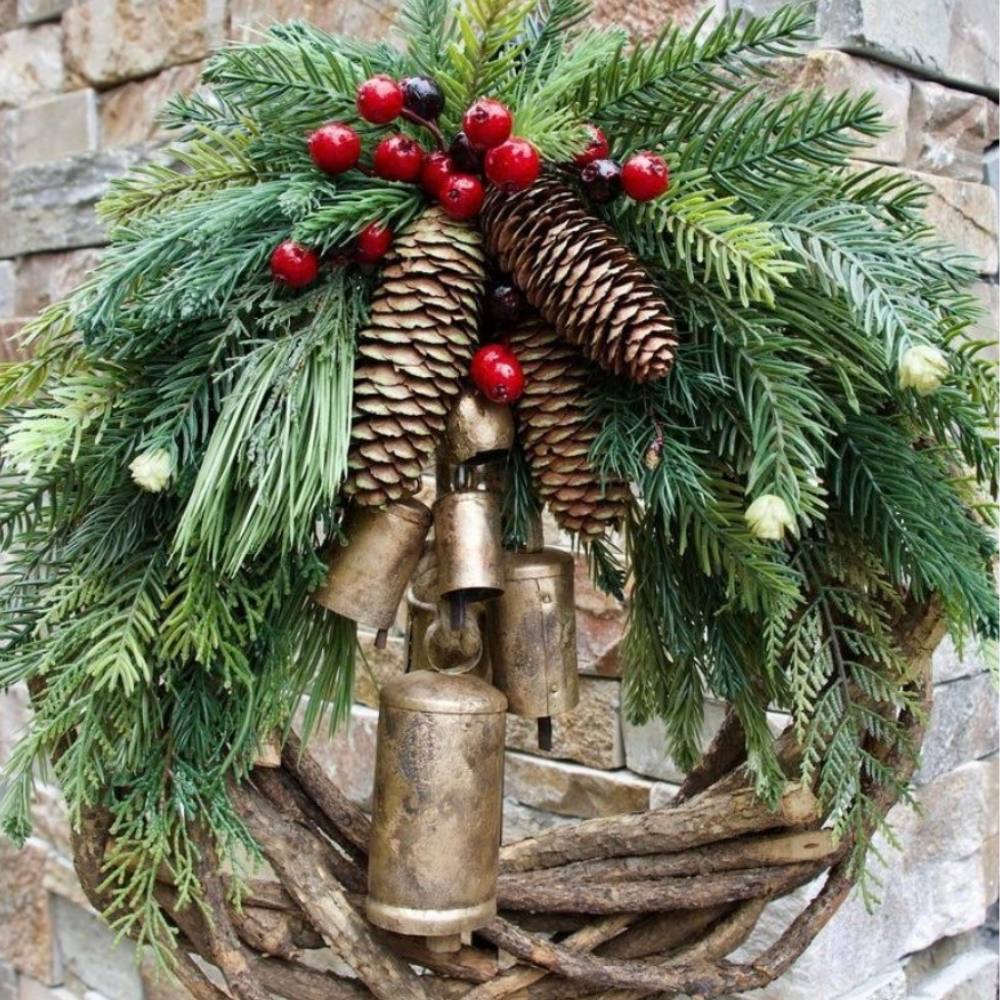 Christmas Wreath Handmade Pinecones & Bells 17 Inch