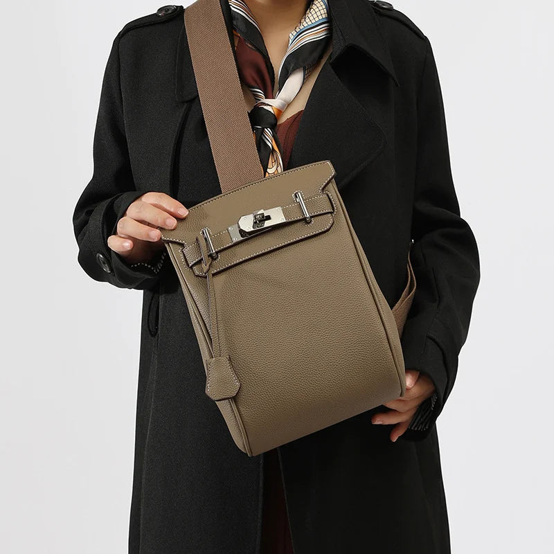 Crossbody Bag Structured Leather Adjustable Strap Buckle Closure