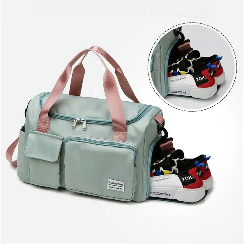 Duffel Bag Separate Shoe Compartment Water-Repellent Design