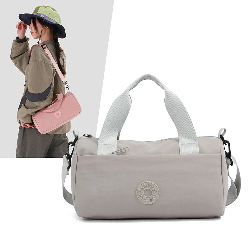 Duffle Bag Spacious Lightweight Detachable Strap & Dual Handles