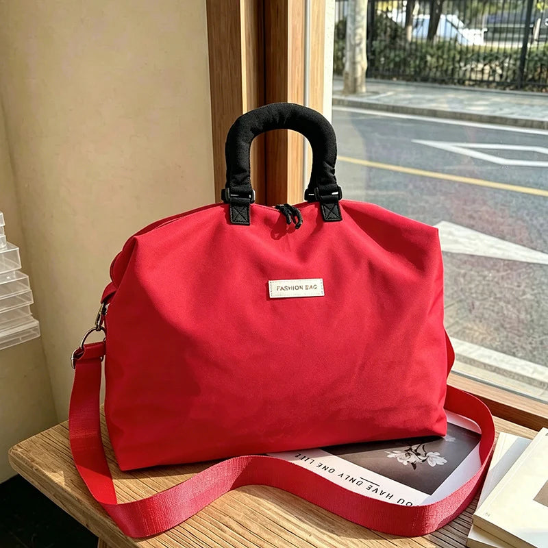 Duffle Bag Weather-Resistant Fabric Large Capacity & Multiple Compartments