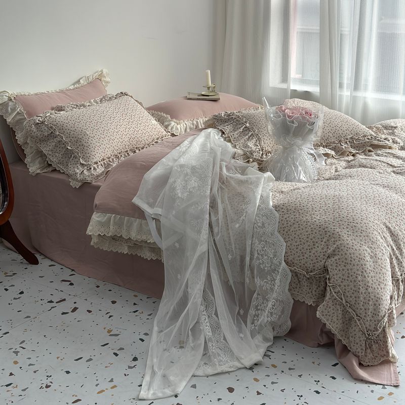 Duvet Cover & Pillowcase Set Cotton Cambric Ruffled Lace