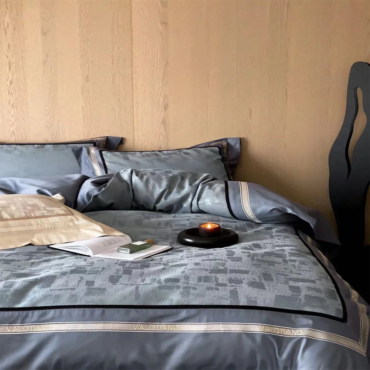 Duvet Cover Set 100% Cotton Satin Jacquard Reinforced Edges