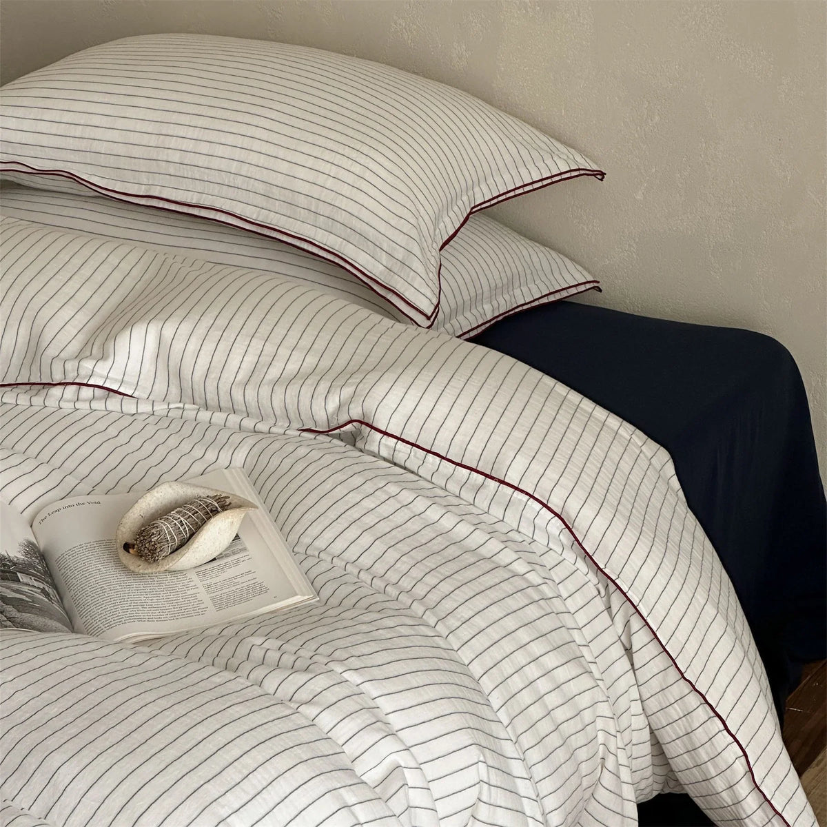 Duvet Cover Set Breathable Cotton Fine Stripes & Contrast Piping