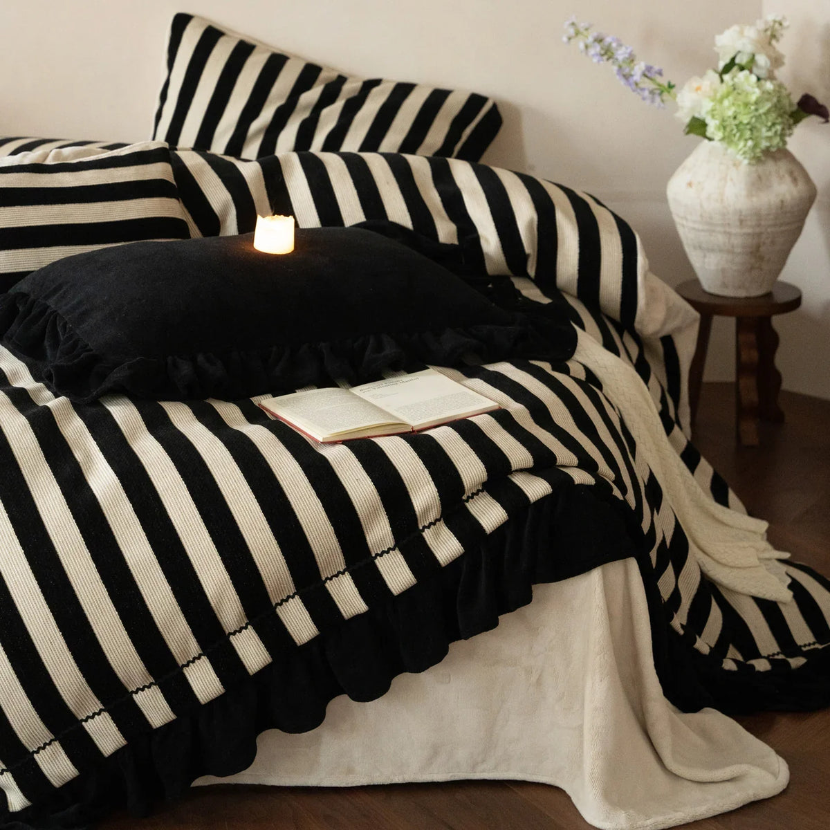 Duvet Cover Set Cotton-Linen Blend Striped Ruffle 4-Piece