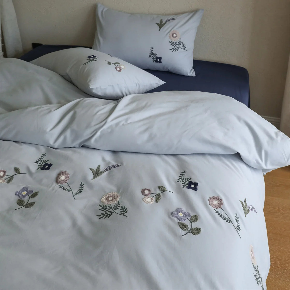 Duvet Cover Set Cotton Percale Wildflower Embroidery Concealed Zipper