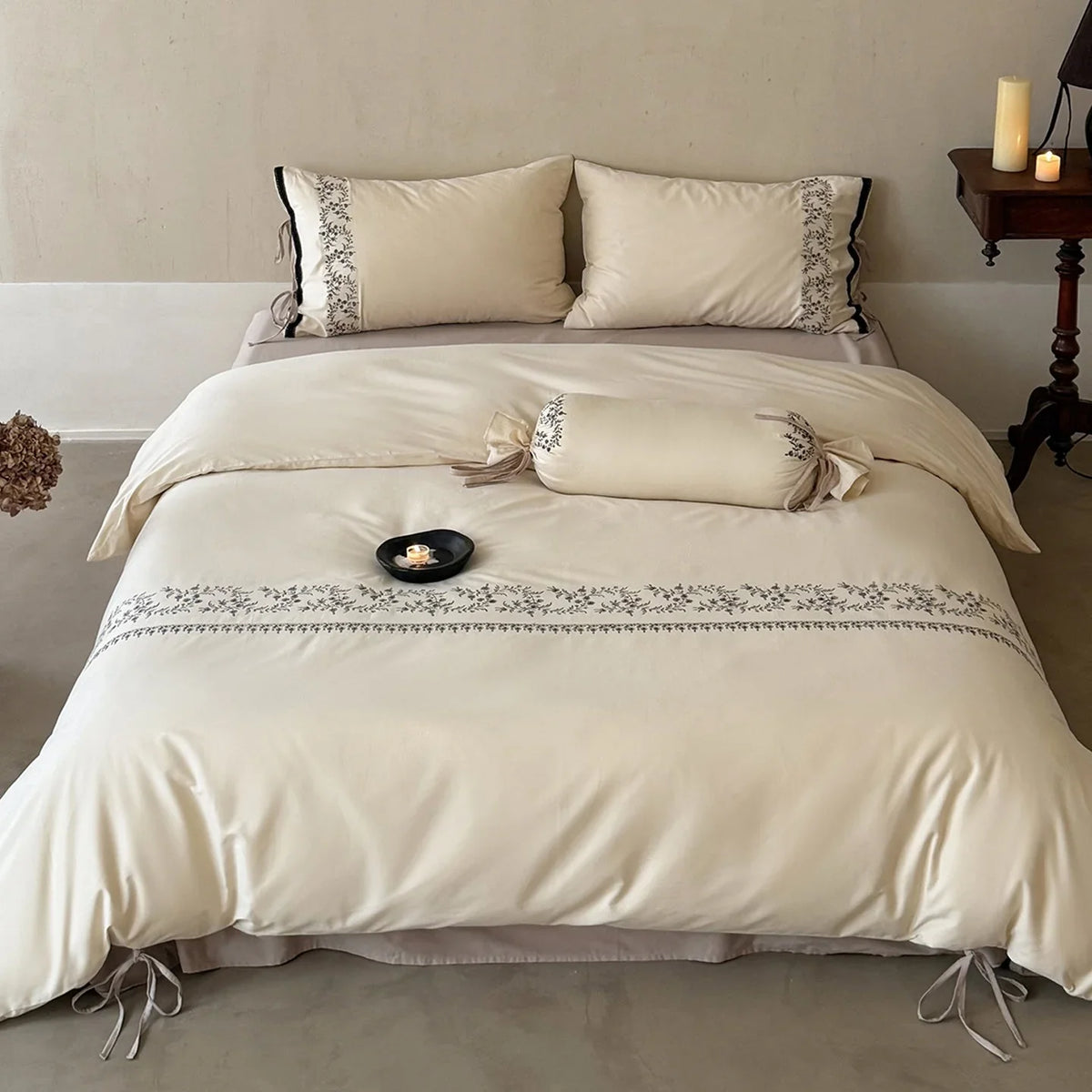 Duvet Cover Set Embroidered Floral Border & Secure Ties