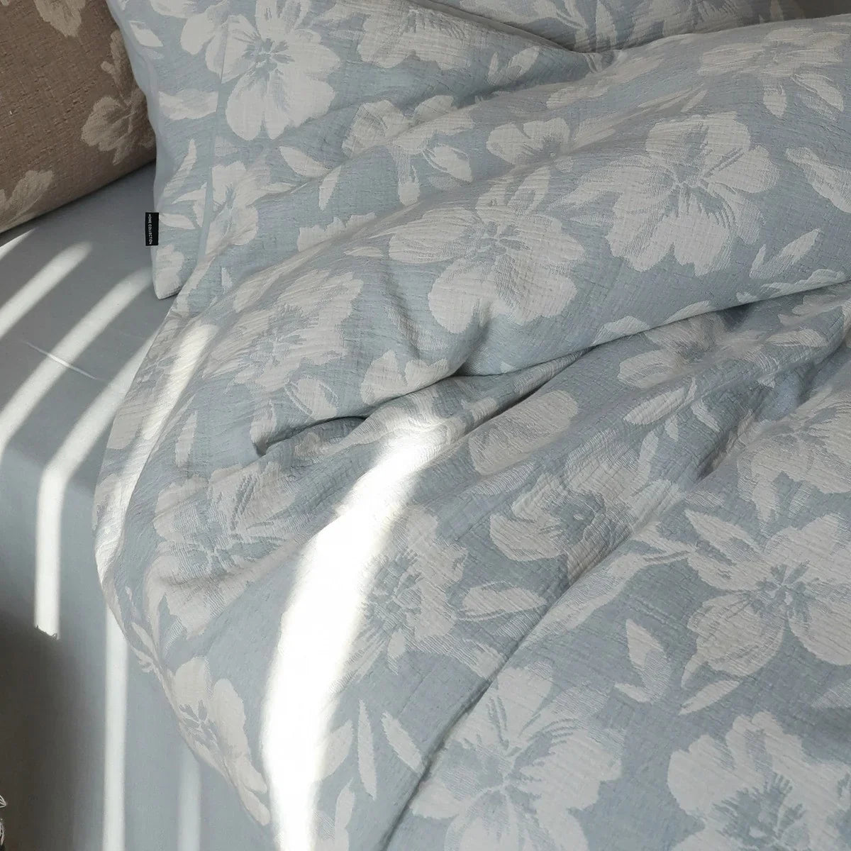 Duvet Cover Set Quilted Floral Cotton Blend 4-Piece