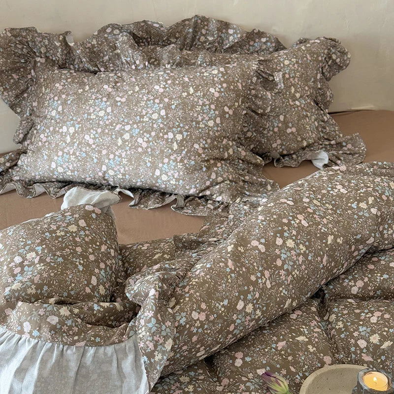 Duvet Cover Set Quilted Ruffle Floral 4-Piece