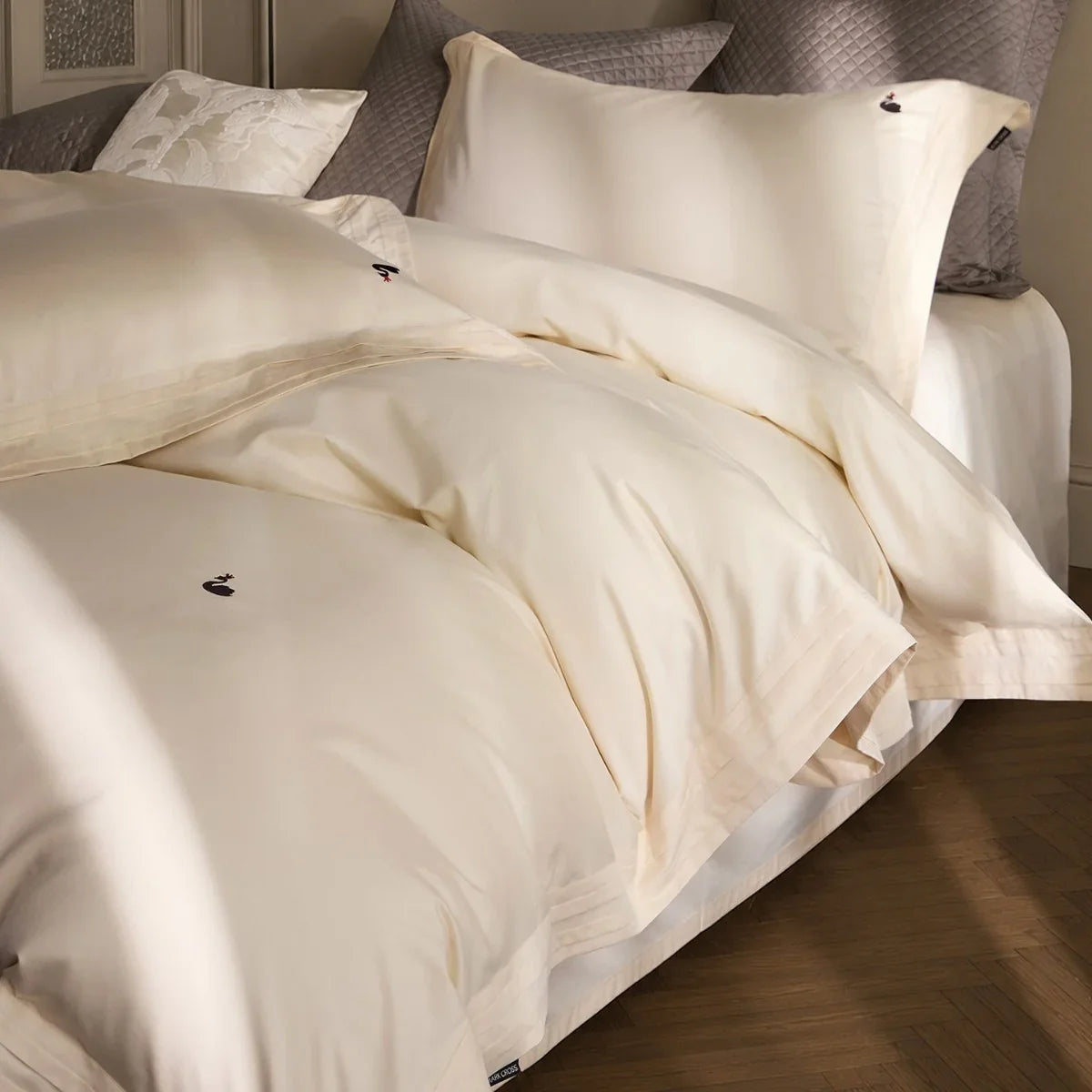 Duvet Cover Set Satin-Feel Mako Cotton Monogram Embroidery