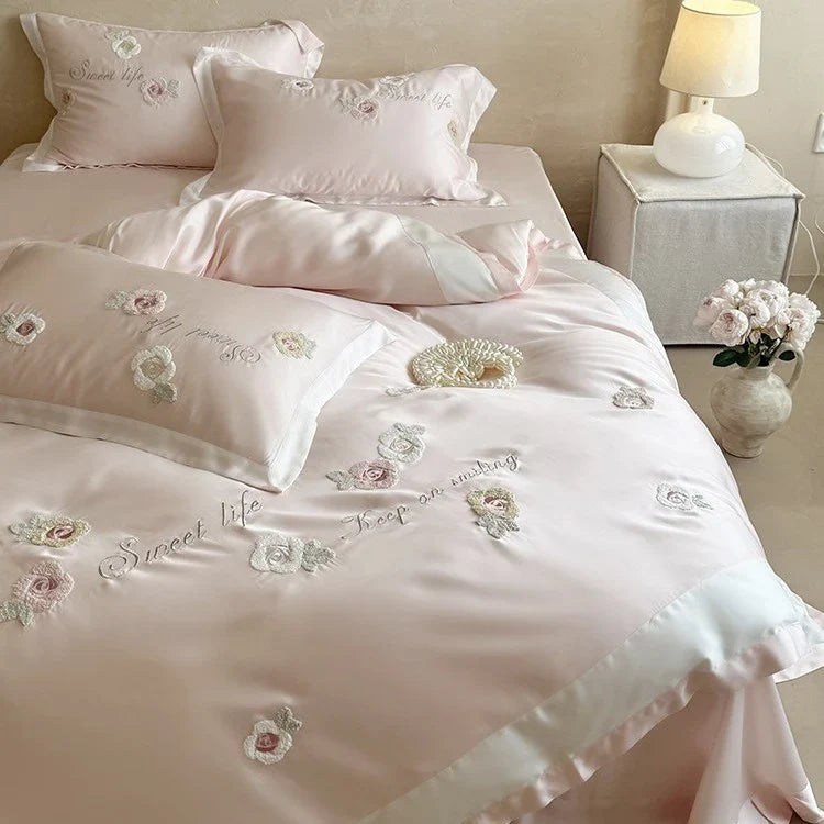 Duvet Cover Set Satin & Rose Embroidery 4-Piece