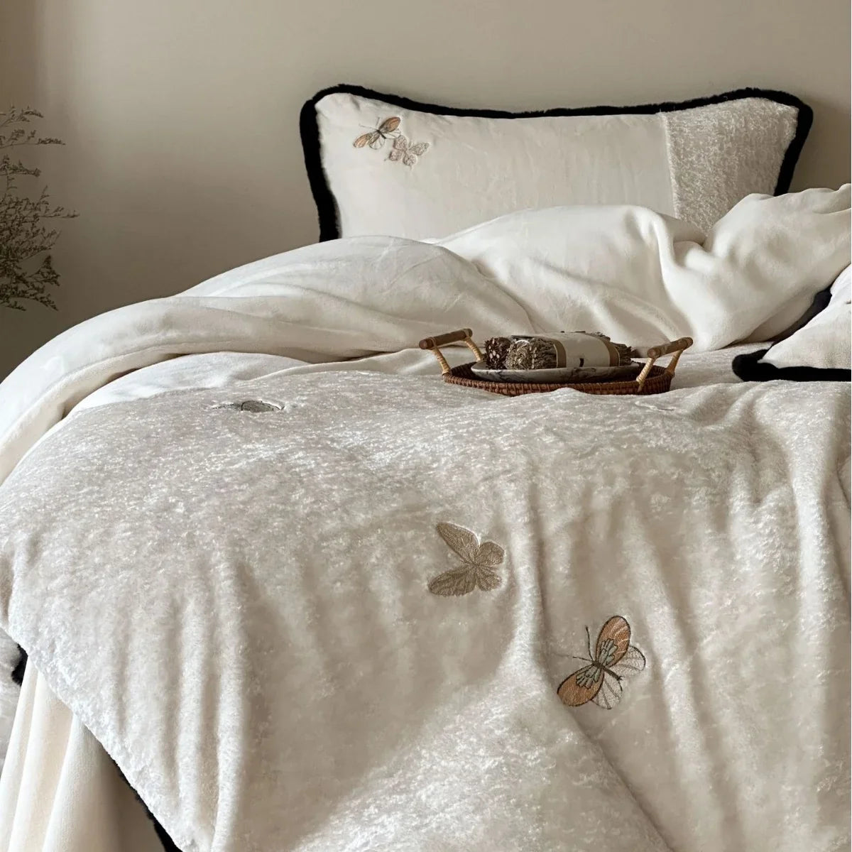 Duvet Cover Set Velvet Embroidered Contrast Piping