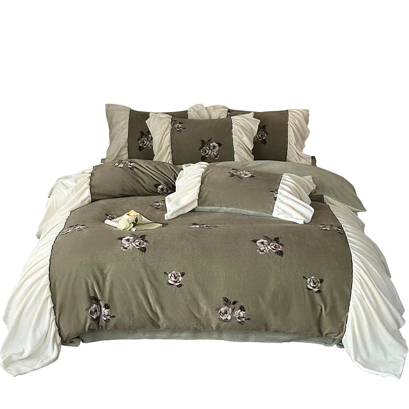 Duvet Cover Set Velvet-Look Microfiber Reversible Embroidered 4-Piece