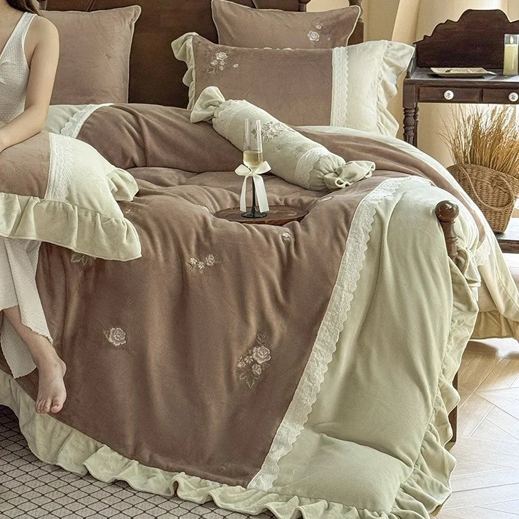 Duvet Cover Set Velvet Microfiber Reversible Rose Embroidery