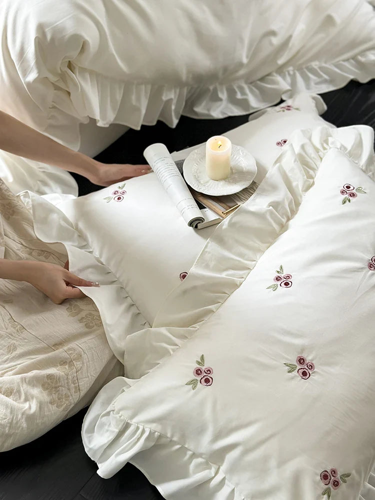 Duvet Set Cotton Satin Breathable Floral Embroidery Four-Piece