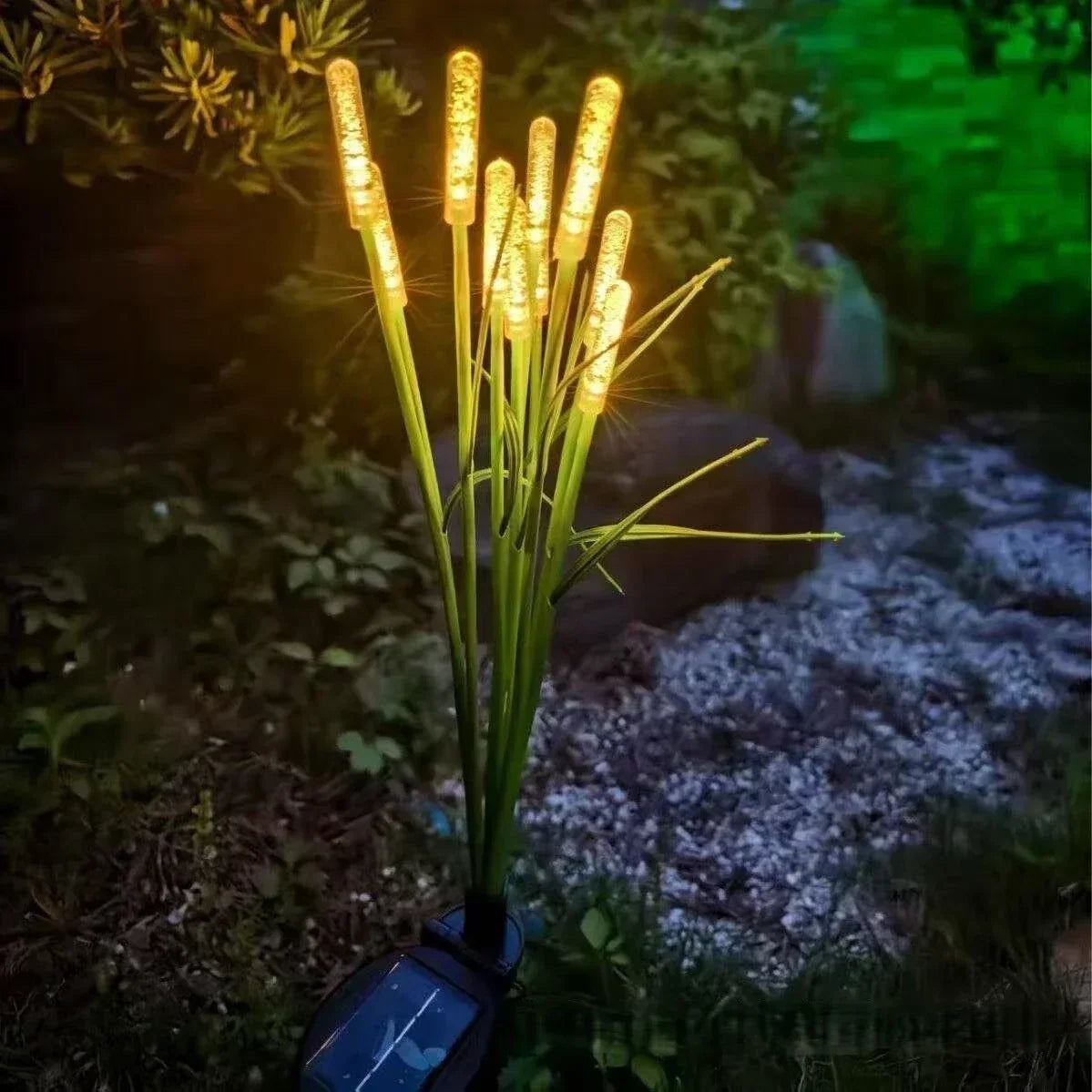 Garden Pathway Lights Solar-Powered Waterproof Swaying Reed Design