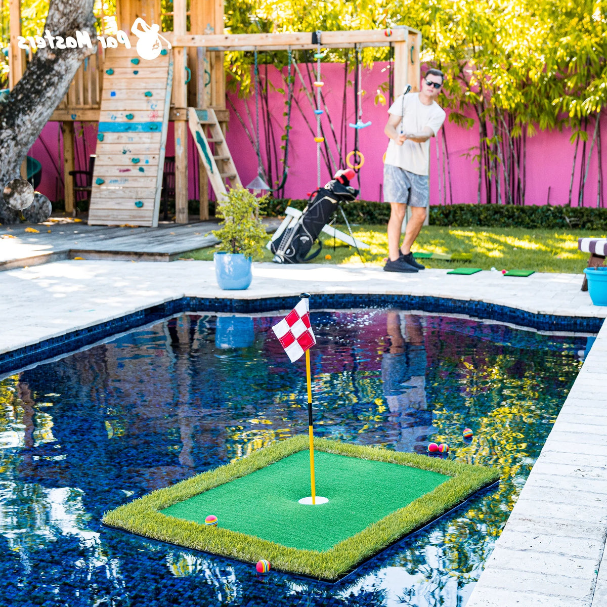 Golf Chipping Mat Floating Synthetic Turf Regulation Cup