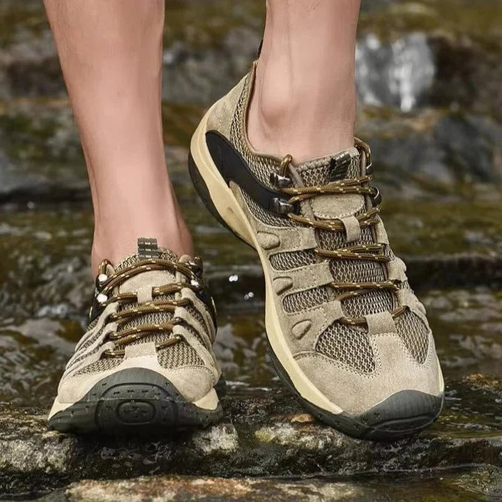 Hiking Shoes Waterproof Breathable All-Terrain Traction