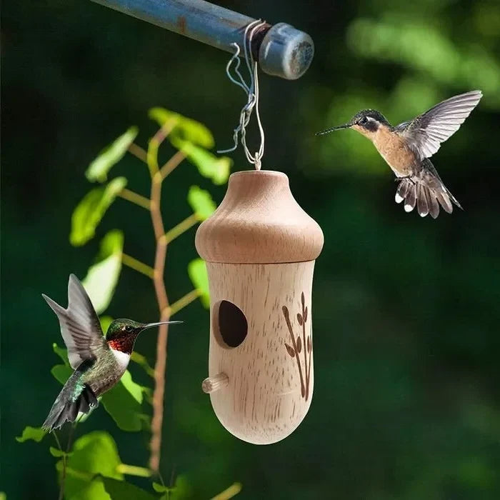 Hummingbird House Weather-Resistant Resin Wood Grain Finish