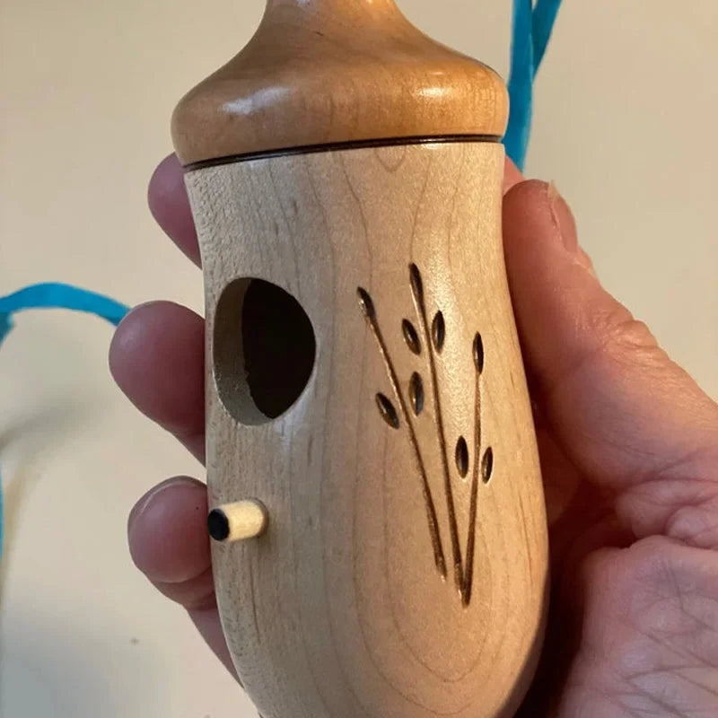 Hummingbird House Weather-Resistant Resin Wood Grain Finish